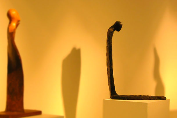 Giuseppe D'Angelo scultore opera in bronzo e tormalina nera