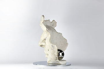 Giuseppe D'Angelo una scultura un viso in alabastro e bronzo 