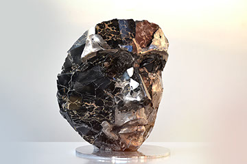 Giuseppe D'Angelo una scultura un viso in alabastro e bronzo 