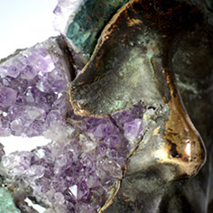 Scultura in ametista e bronzo realizzata dall'artista Giuseppe D'Angelo