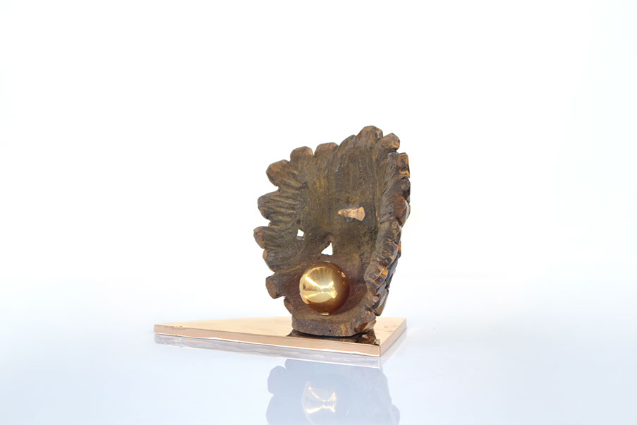 Giuseppe D'Angelo scultura in occhio di tigre e bronzo